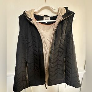 G.H. Bass & Co. Dark Brown Quilted Vest with Cream Interior Size XL